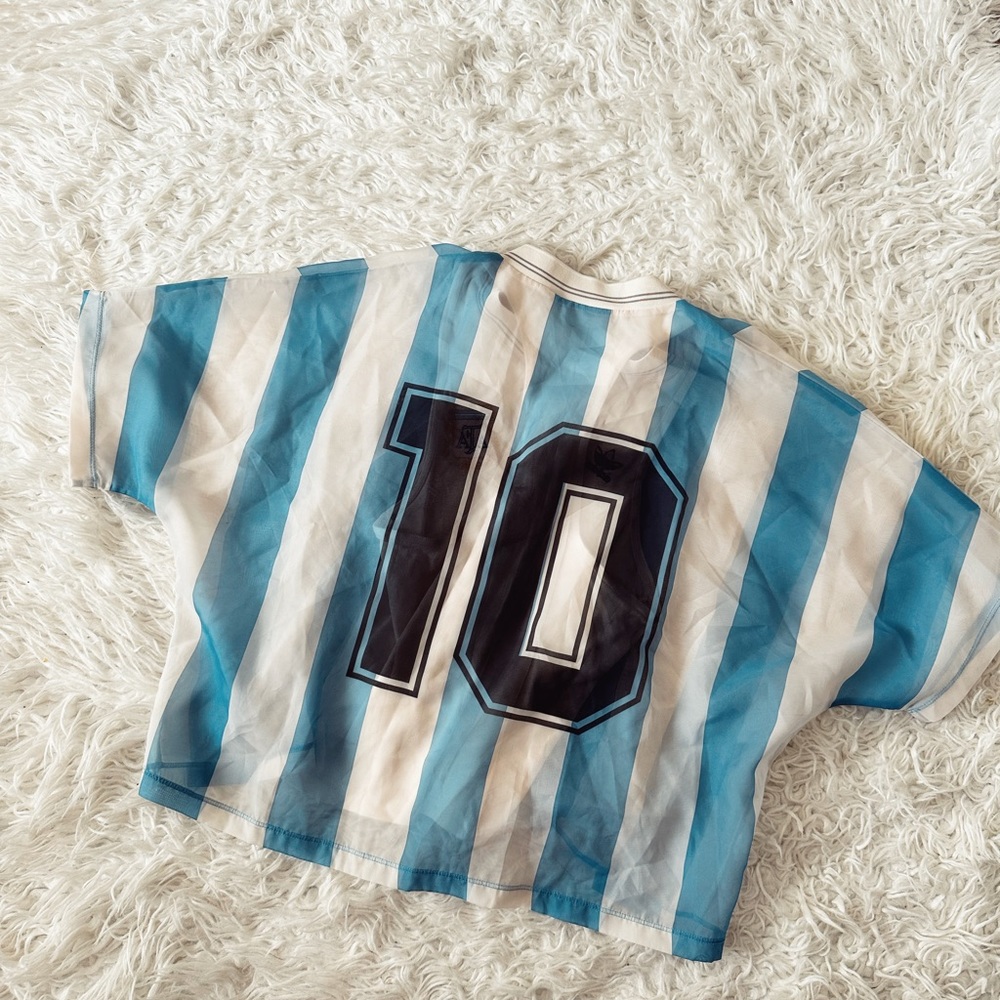 Rare ADIDAS x MESSI ARGENTINA top, size M